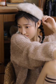 25岁女高中生